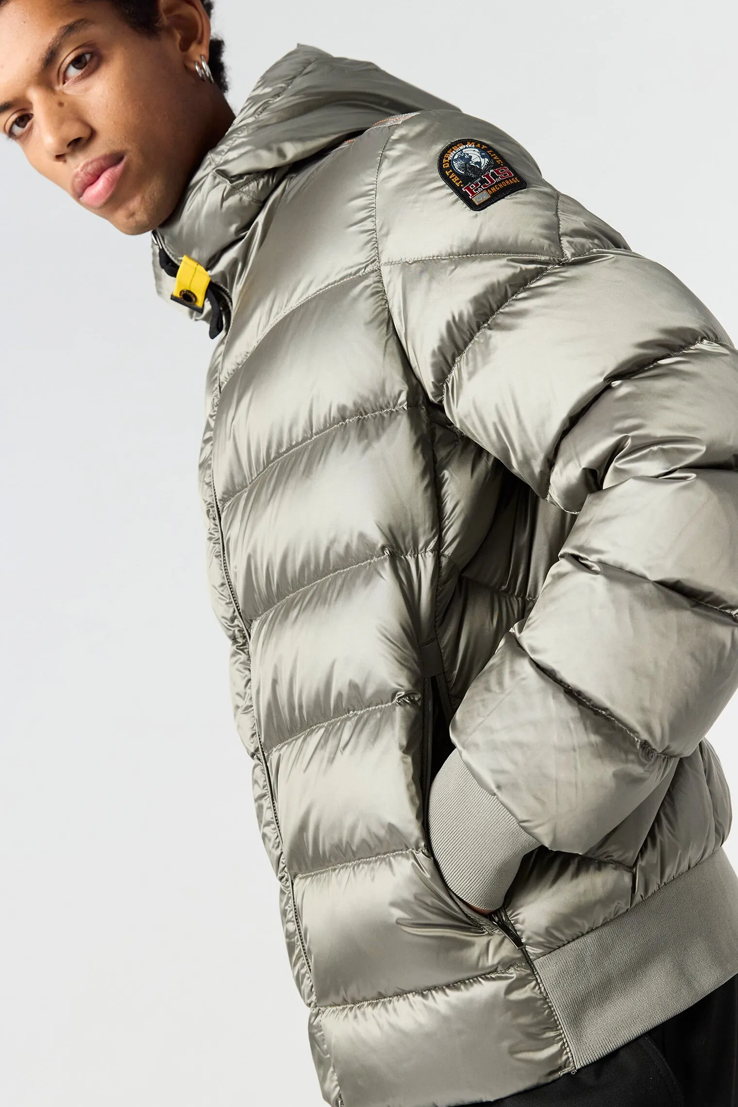 PHARRELL - BOMBER À CAPUCHE*Parajumpers Online